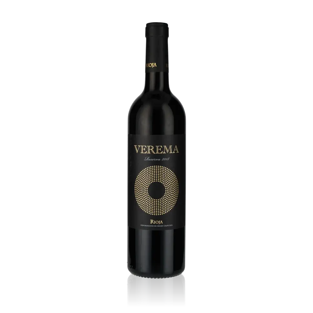 Weinflasche Verema Rioja Reserva 2017 auf schwarzem Hintergrund.