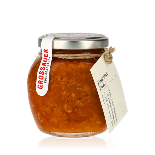 Grossauer Paprika Pesto im Glas mit Etikett.