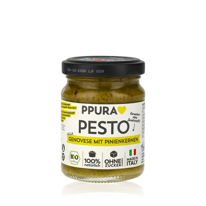 PPura Pesto Genovese mit Pinienkernen im Glas.