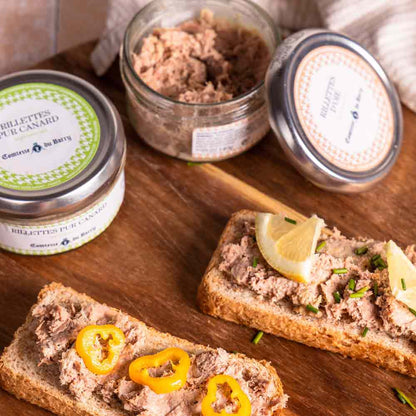 Rillettes auf Brot mit Zitrone und Paprika, Comtesse du Barry.